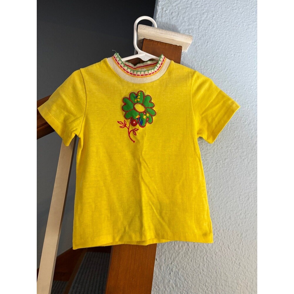 Sears true vintage yellow applique flower shirt 5 floral single stitch